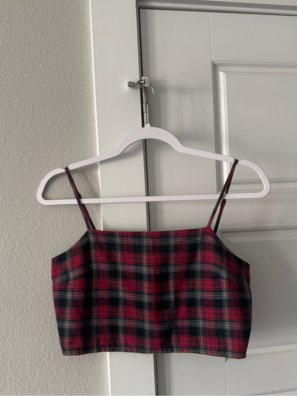 American Eagle Red Plaid Cropped Spaghetti-Strap Tank